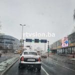 Snijeg i poledica na kolovozu