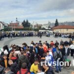 Učenici u osnovnim i srednjim školama