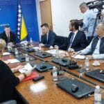 Radni sastanak s ciljem realizacije inicijative poslanika u Skupštini Tuzlanskog kantona Lejle Vuković i Smaje Mandžića za zapošljavanje svih ljekara sa područja TK koji se nalaze na evidenciji Zavoda za zapošljavanje