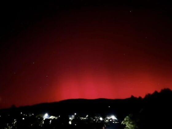 Polarna svjetlost iznad Zavodovića (BiH)/ Foto: BH METEO
