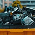 Potaknuti mlade da aktivno učestvuju u promicanju održivih digitalnih praksi