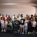 Proslava kraljevog rođendana uz tradicionalnu muziku i keksiće