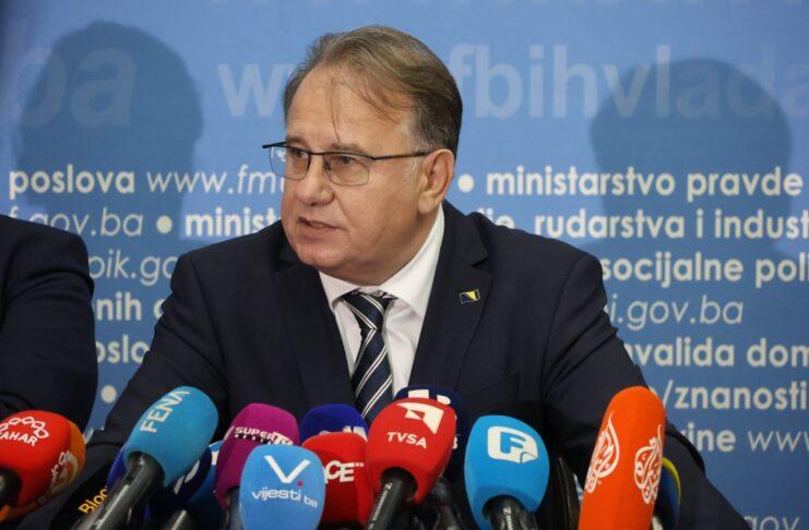 Nermin Nikšić