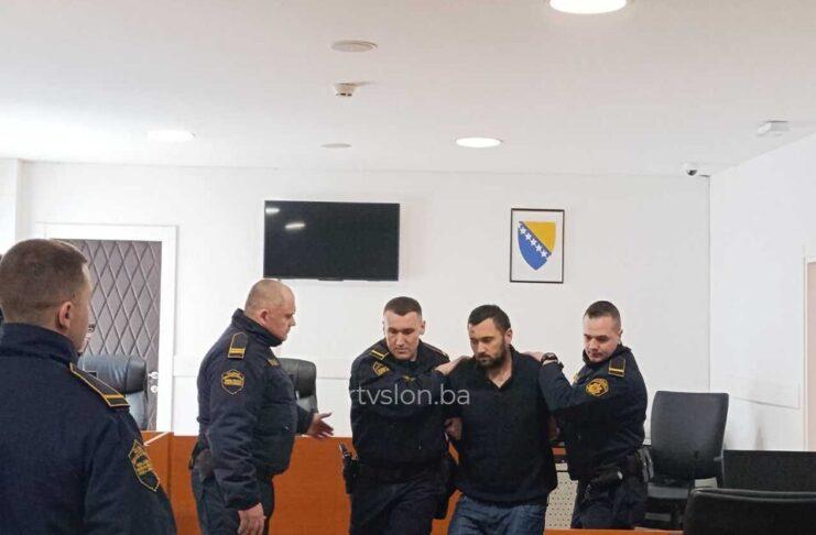 /VIDEO/ Počelo ročište Emiru Selimoviću osumnjičenom za ubistvo supruge i sina