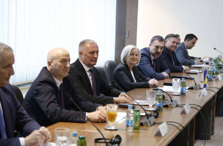 Ministar Helez: Ne smijemo dovoditi u pitanje rezultate 30 godina mira u BiH