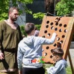 Zabava za najmlađe u Gradskom parkuž7Viteške igre