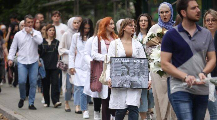 Memorijalna šetnja za stradale doktorice Azru i Almu u Sarajevu