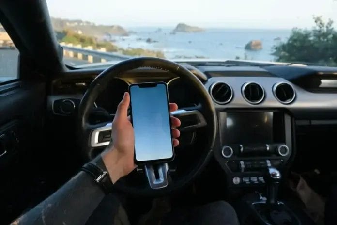 EU Razmatra uvođenej digitalne vozačke dozvole