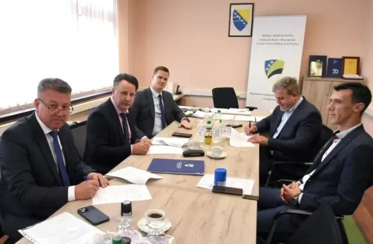 Vlada TK za vodosnabdijevanje Gradačca i Lukavca izdvojila 1,4 milion KM
