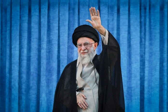 Ali Khamenei, Iran, Izrael, rat