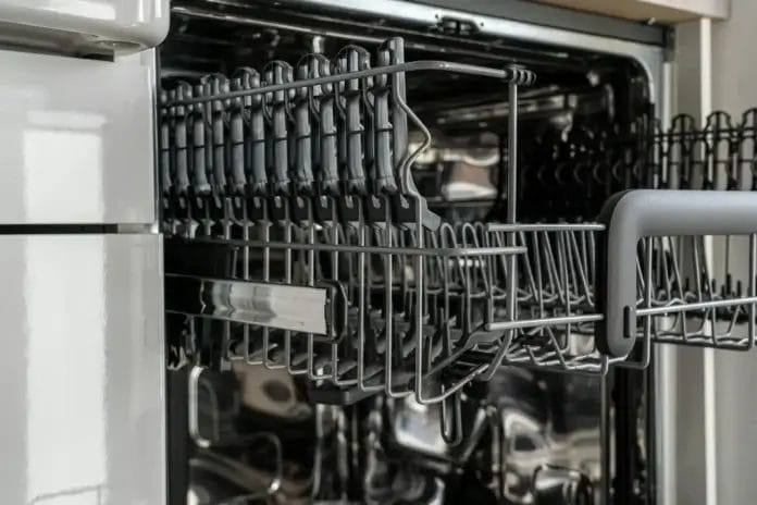 Kuhinjski predmeti nisu za mašinu za suđe