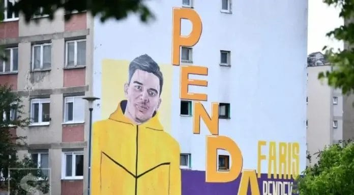 Mural posvećen ubijenom Farisu Pendeku