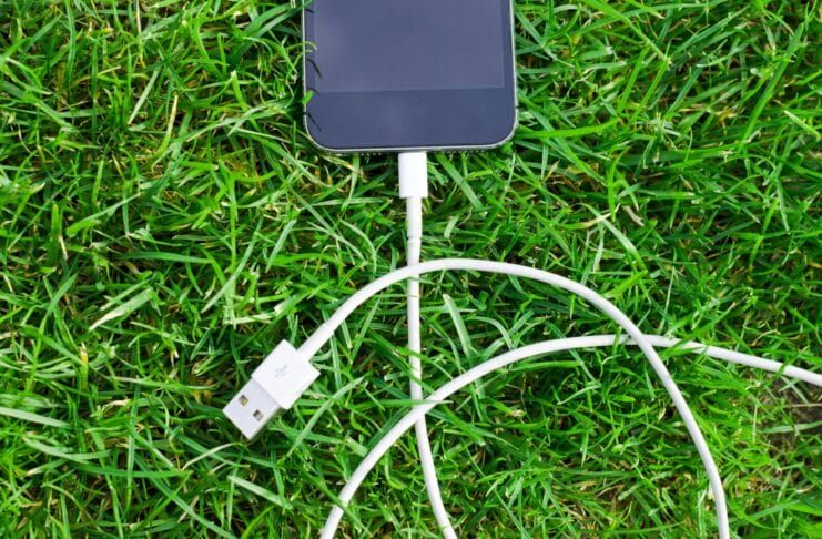Evo zašto punjenje baterije mobitela do 100 posto nije dobra ideja