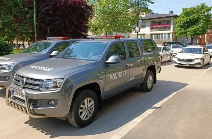 Policija TK pojačala kontrole: Pretreseno 13 lokacija, oduzeta droga i uhapšene dvije osobe