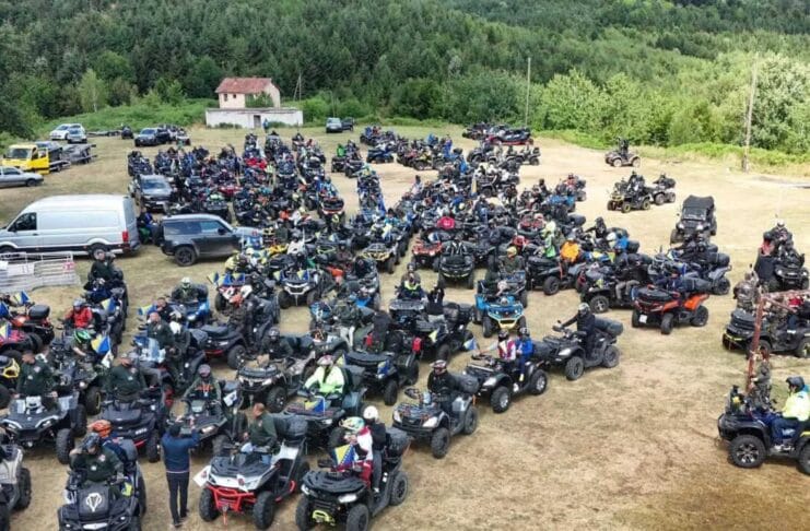 Vozači kvadova na putu ka Potočarima: Počast žrtvama genocida i poruka sjećanja