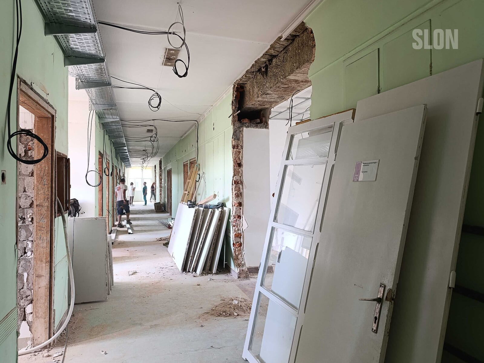 Rekonstrukcija odjeljenja za porodilje u UKC-u Tuzla