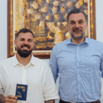 Kristijan Iličić dobio bh. pasoš, uručio ga Elmedin Konaković