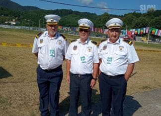Udruženje “Manevarac” Tuzla u Potočarima: Počast žrtvama i poruka protiv zaborava