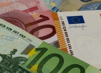 Minimalna plata u Srbiji od oktobra raste na 500 eura
