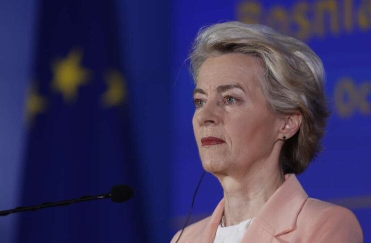 Von der Leyen: Nikada nećemo dozvoliti da se ispisuje neka druga verzija istorije o Srebrenici