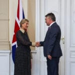 Komšić poželio dobrodošlicu vojvotkinji od Edinburgha: Poruka podrške uoči obilježavanja godišnjice genocida
