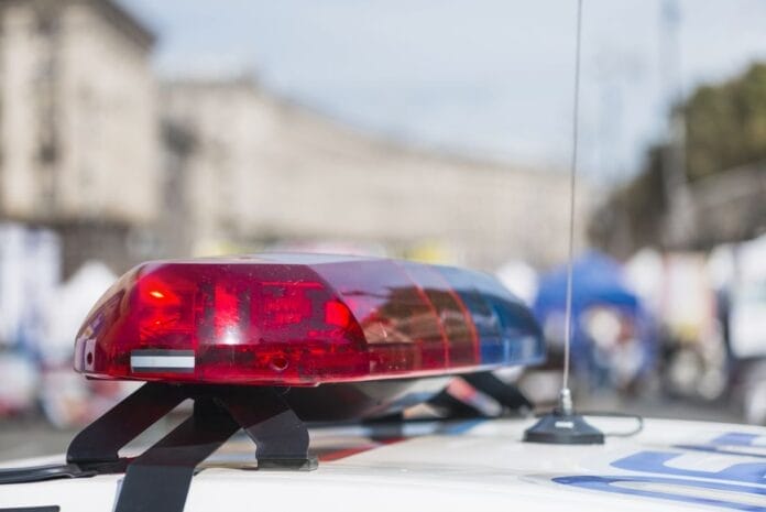 Saobraćajna nesreća/policija/ preminula i saputnica/ radnik/pogibija/ oduzeta droga,oružje, policijska akcija