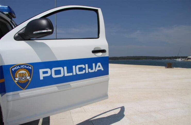 Koristio mini kameru skrivenu unutar sunčanih naočala.
