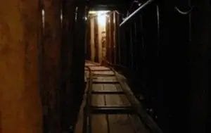 Tunel spasa je bio dug oko 800 metara, širok nešto više od jednog metra i visok oko metar i po. Foto: Memorijalni centar Sarajevo 