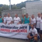 Ultramaratonci iz Vukovara stigli u Potočare: Trčali 227 kilometara u znak sjećanja i mira