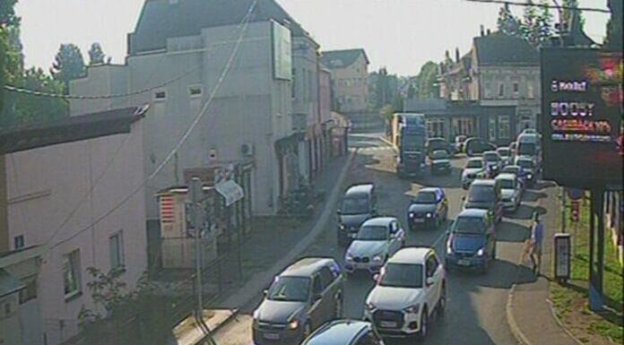 Duga zadržavanja na više graničnih prelaza