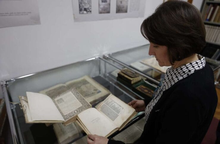 Nacionalna i univerzitetska biblioteka BiH obilježava 33 godine od spaljivanja u Vijećnici
