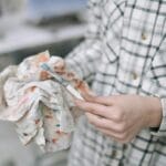 Kako ukloniti mrlje od rđe s odjeće: Prirodna rješenja koja zaista djeluju