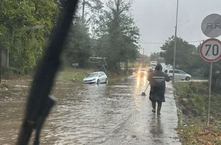 Obilne kiše u Hercegovini izazvale poplave i štetu na objektima