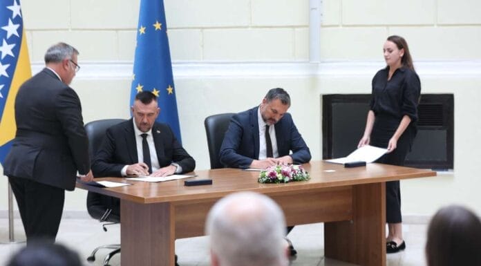 Potpisan protokol za brže odobravanje boravka i radnih dozvola strancima u BiH