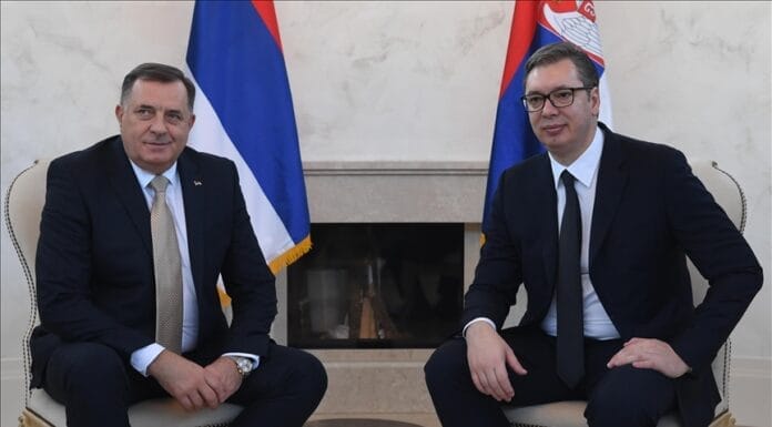 vucic dodik
