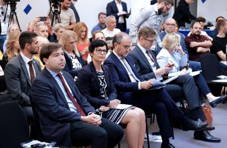 Kos: Za medije i civilno društvo EU izdvaja sedam miliona KM