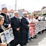 Žene Srebrenice u Tuzli: Bez istine i pravde nema mira